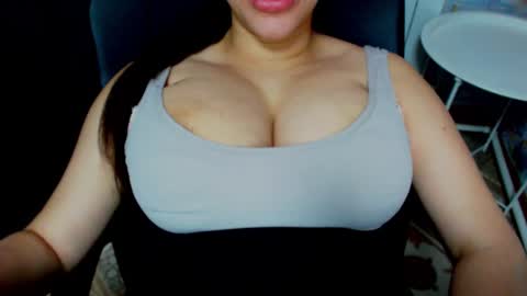 seu_cute online show from March 5, 2:12 pm