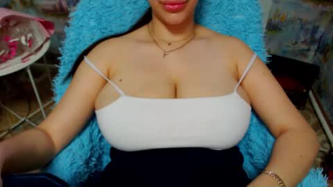 seu_cute online show from November 24, 6:02 am