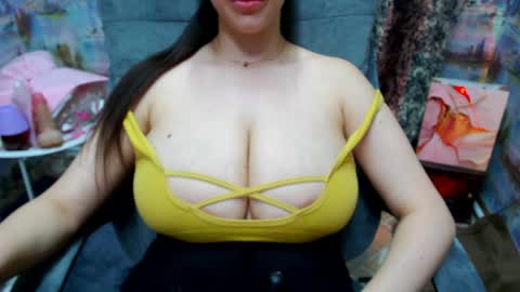 seu_cute online show from April 18, 7:07 pm