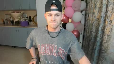 SevanS14 online show from February 22, 9:04 pm