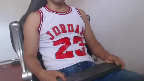 arnold online show from December 14, 1:59 pm