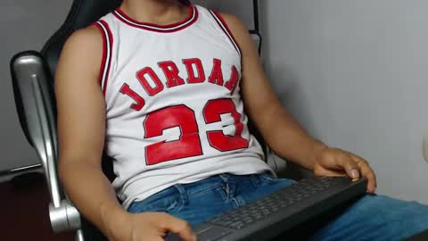 arnold online show from December 15, 3:45 am