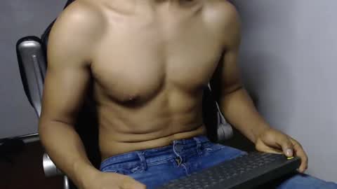 arnold online show from December 22, 2:06 am