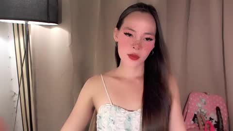 Snapshot of sexbombvenice chatting on April 25, 5:32 am Venice online show from April 25, 5:32 am