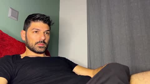 Snapshot of sexfriendch chatting on December 27, 11:50 am Lucenzo  online show from December 27, 11:50 am