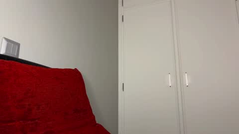 Snapshot of sexfriendch chatting on January 4, 4:33 am Lucenzo  online show from January 4, 4:33 am