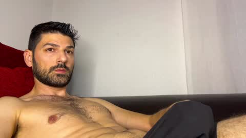 Snapshot of sexfriendch chatting on January 20, 4:34 pm Lucenzo  online show from January 20, 4:34 pm