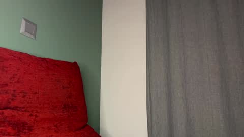 Snapshot of sexfriendch chatting on January 27, 5:25 am Lucenzo  online show from January 27, 5:25 am