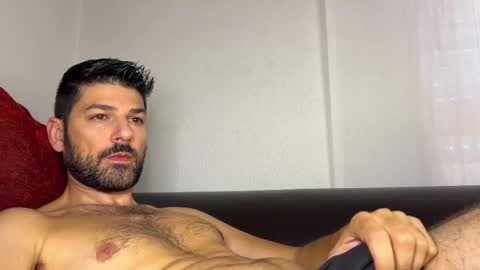 Snapshot of sexfriendch chatting on September 21, 8:27 am Lucenzo  online show from September 21, 8:27 am