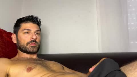 Snapshot of sexfriendch chatting on October 4, 4:05 pm Lucenzo  online show from October 4, 4:05 pm