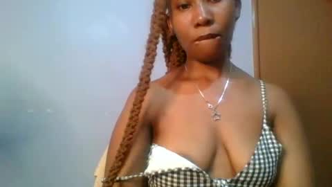 Maggie online show from February 3, 2:34 pm