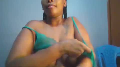 Maggie online show from January 10, 3:08 am