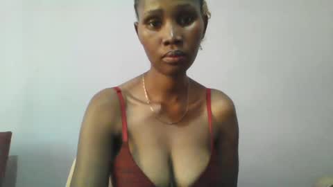Snapshot of sexie_love chatting on February 28, 11:47 am Nancy online show from February 28, 11:47 am