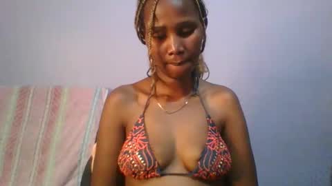 Snapshot of sexie_love chatting on March 12, 12:53 am Nancy online show from March 12, 12:53 am