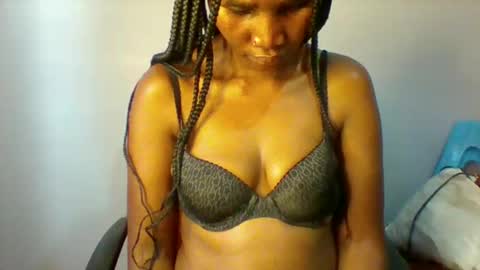 Snapshot of sexie_love chatting on September 10, 12:38 pm Nancy online show from September 10, 12:38 pm