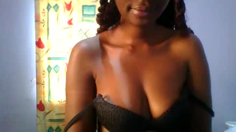 Snapshot of sexie_love chatting on October 3, 6:21 am Nancy online show from October 3, 6:21 am