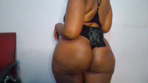 Nancy online show from April 22, 5:14 pm