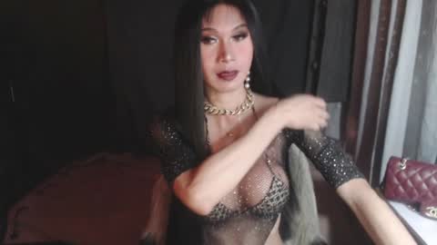 Snapshot of sexiest_asiants chatting on January 16, 8:00 am nicole online show from January 16, 8:00 am