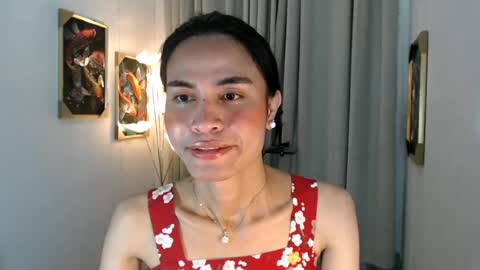 Snapshot of sexiestlara chatting on June 30, 12:50 pm lara online show from June 30, 12:50 pm
