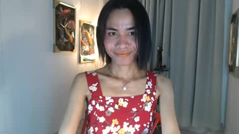 Snapshot of sexiestlara chatting on July 4, 12:33 pm lara online show from July 4, 12:33 pm