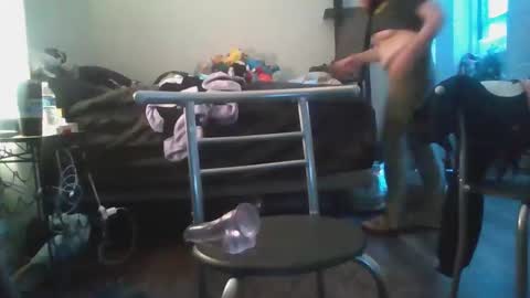 Snapshot of sexislitpuss69 chatting on February 22, 8:20 pm sexislitpuss69 online show from February 22, 8:20 pm