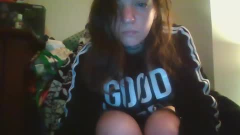 Snapshot of sexislitpuss69 chatting on March 11, 1:05 am sexislitpuss69 online show from March 11, 1:05 am