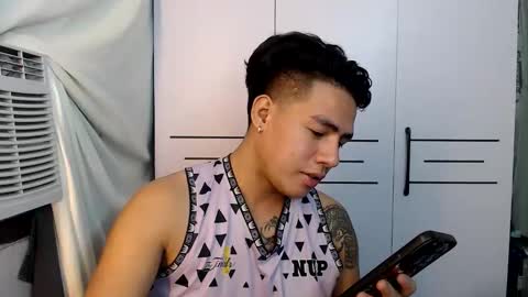 HI I AM JAMESPLEASE LET ME DO SOME HOT SHOWS FOR YOU HERE FOR MY  SCHOOL AND FOR MY FAMILY online show from November 13, 4:06 pm