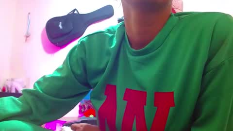 sexmilkdirty online show from March 11, 2:10 am