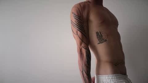 Snapshot of sexninjaboy_ chatting on May 17, 9:06 am Jace online show from May 17, 9:06 am