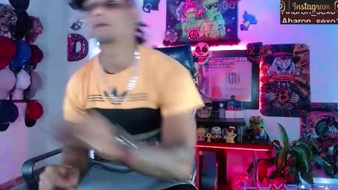 Aharon  ravelo online show from February 23, 6:55 am