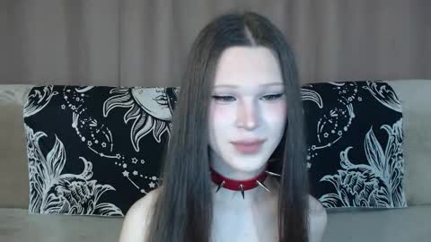 Snapshot of sexpired_princess chatting on September 11, 1:06 am Nextdoor Princess online show from September 11, 1:06 am