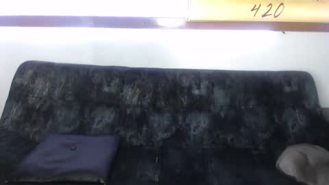 Snapshot of sexquarantine_2020 chatting on February 8, 8:21 pm KhidaMilo online show from February 8, 8:21 pm