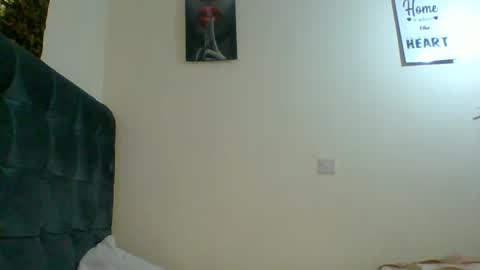 sexsysally online show from December 27, 8:50 pm