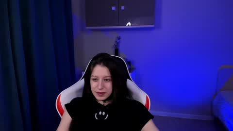 sextezi online show from December 4, 7:23 pm