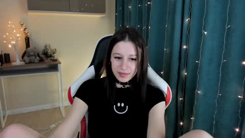 sextezi online show from December 18, 6:57 pm