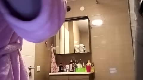 Snapshot of sexualangel chatting on February 16, 10:21 am Verona online show from February 16, 10:21 am