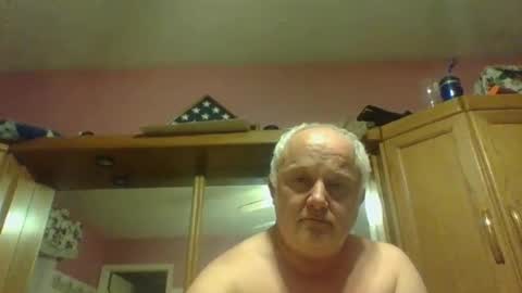 Snapshot of sexualbadboy chatting on March 7, 2:15 am sexualbadboy online show from March 7, 2:15 am