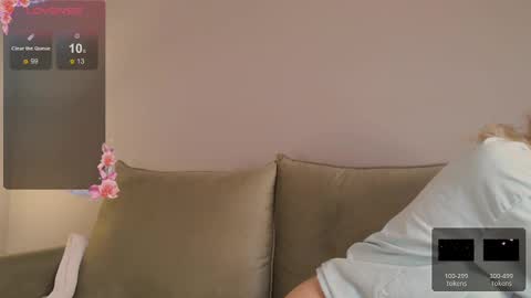 Snapshot of sexuallycorrect chatting on February 9, 2:40 pm Ray  New video in bio online show from February 9, 2:40 pm