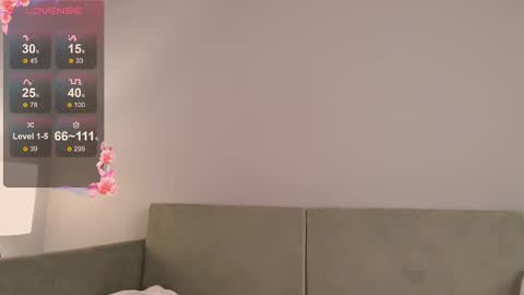 Snapshot of sexuallycorrect chatting on February 9, 5:43 pm Ray  New video in bio online show from February 9, 5:43 pm