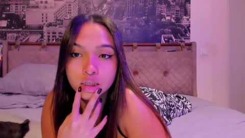 Andrea online show from April 22, 2:18 pm