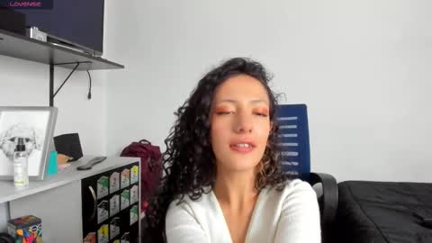 Jax and Lu online show from September 29, 6:02 pm