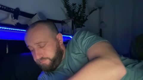 Snapshot of sexxfreak21 chatting on December 10, 4:24 am sexxfreak21 online show from December 10, 4:24 am