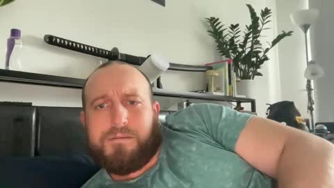 Snapshot of sexxfreak21 chatting on December 17, 7:37 pm sexxfreak21 online show from December 17, 7:37 pm