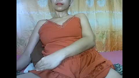 Megummi or Meg online show from December 16, 6:10 am