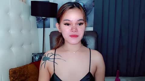 sexxxy_caroline online show from December 10, 8:30 am