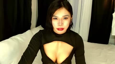 Snapshot of sexxxy_phoenix chatting on May 25, 8:20 am sexxxy_phoenix online show from May 25, 8:20 am