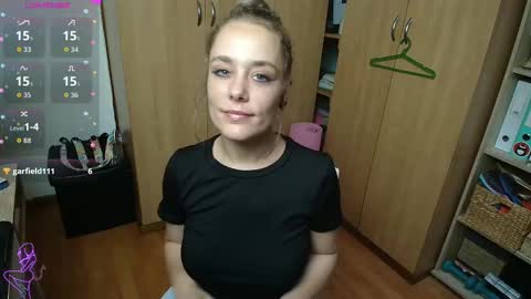 sexxxycrystali online show from November 14, 8:46 am