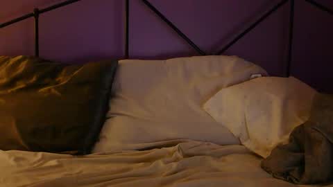 Snapshot of sexxxylibra10 chatting on May 28, 9:06 am sexxxylibra10 online show from May 28, 9:06 am