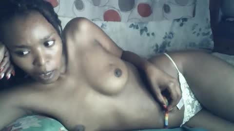 sexxy_curvy23 online show from March 19, 4:05 am