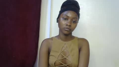 vicky online show from April 19, 8:02 am